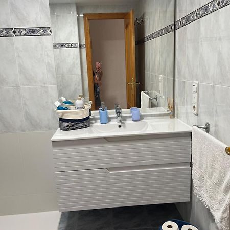 Monela Front Beach Solo Familias Playa de Gandia 외부 사진